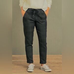 Democracy Straight Leg Cuff Drawstring Pants Charcoal/Black plaid Small